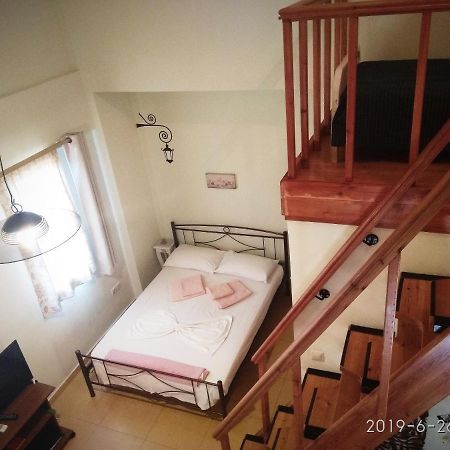 Deili Studio Loft Kalamáta Eksteriør bilde